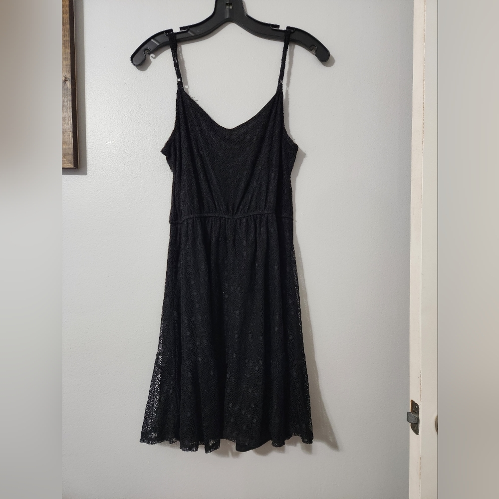 NWT Francesca's Black Lace Dress Size M - Picture 3 of 6